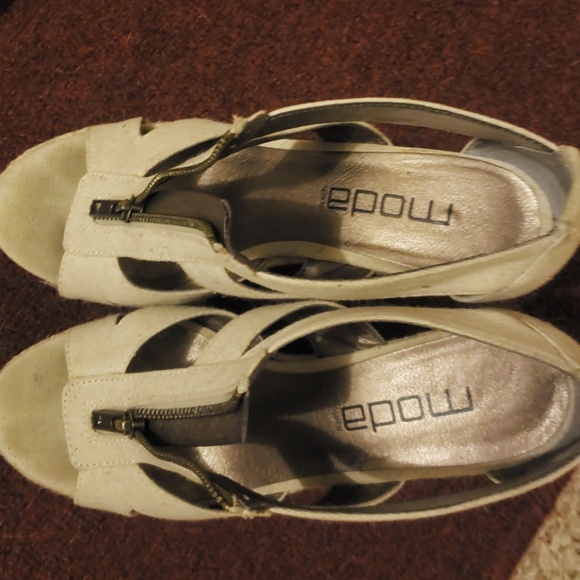 Wedges - Picture 2 of 3